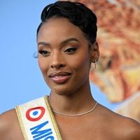 "Ma couleur de peau, c'est..." : Dans quelques mois, Angélique Angarni-Filopon (Miss France 2025) rendra sa couronne et de fâcheux souvenirs resteront