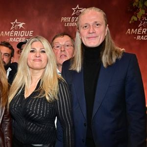 Emmanuel Petit et sa compagne - 104ème édition du Prix d'Amérique 2025 à l'hippodrome Paris-Vincennes le 26 janvier 2025. © Christian Liewig/Bestimage