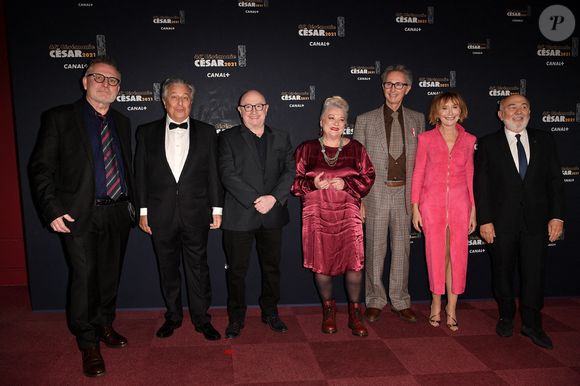 Rétro - Décès de Michel Blanc - Christian Clavier, Michel Blanc, Josiane Balasko, Thierry Lhermitte, Marie-Anne Chazel, Gerard Jugnot et Bruno Moynot lors de la 46ème cérémonie des César à l’Olympia à Paris le 12 mars 2021

©  David Niviere / Pool / Bestimage