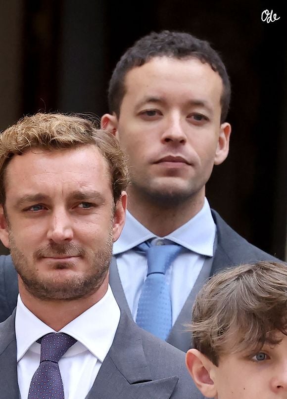 Une enquête a été ouverte pour tenter de déterminer les circonstances de la mort d'Antoine de Massy

Antoine de Massy - La famille princière monégasque dans la cour d'honneur du palais lors de la la fête nationale à Monaco le 19 novembre 2025. © Dominique Jacovides - Bruno Bebert / Bestimage
