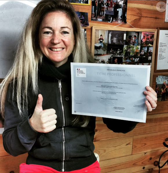 Elle a ainsi décroché en 2024 son diplôme pour pouvoir devenir responsable d'établissement touristique.

Anne-Laure Sibon, l'ancienne élève de la Star Academy a ouvert un camping sur les rives du lac Léman avec sa compagne Audrey