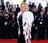 Accompagnées d'une longue robe noire à la fois très chic et sensuelle
Adriana Karembeu - Montée des marches du film « Vie privée » lors du 78ème Festival International du Film de Cannes, au Palais des Festivals à Cannes. Le 20 mai 2025
© Jacovides-Moreau / Bestimage