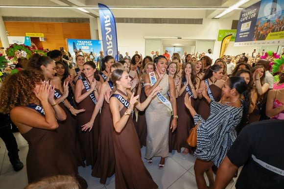 Les 30 Miss régionales lors de leur voyage en Martinique avant la cérémonie Miss France 2026. © SIPA/Laurent Vu via Bestimage