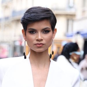 Eve Gilles, Miss France 2024 - Les célébrités arrivent au défilé Stéphane Rolland à la Salle Pleyel, "Collection Haute Couture Printemps/Eté 2025" lors de la Fashion Week de Paris (PFW), le 28 janvier 2025. 
© Denis Guignebourg / Bestimage