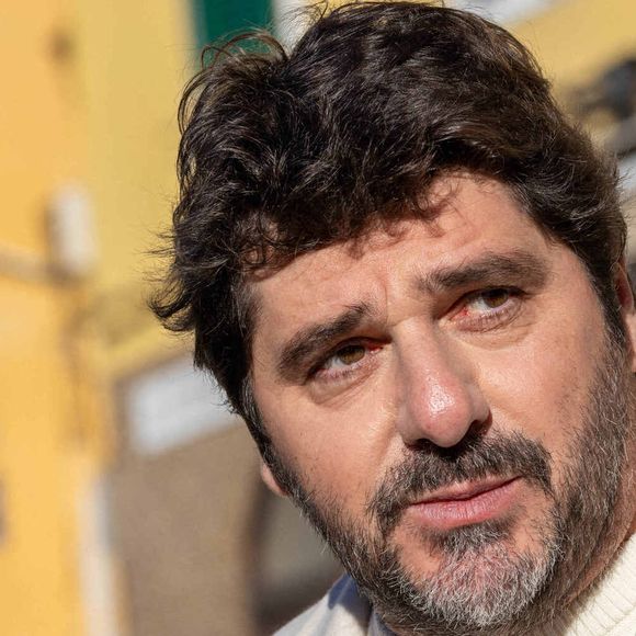 L’artiste parle aussi de l’influence de sa mère, qui chantait des chansons corses.

Patrick Fiori à Ajaccio, Corse, France, le 15 décembre 2024. © Shootpix/Abacapress.com