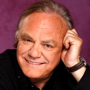 EXCLUSIF - Laurent Cabrol pose à Paris, France, en avril 2008. Photo by Vim/ABACAPRESS.COM