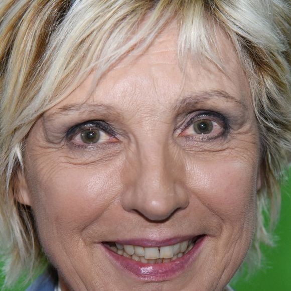 À l’approche de ses 78 ans en avril prochain, Évelyne Dhéliat, figure emblématique de la météo sur TF1, s’est à nouveau confiée sur son apparence physique et son rapport au vieillissement.

Evelyne Dheliat présente au 15e Forum international de la météo et du climat à Paris, France. Photo par Alain Apaydin/ABACAPRESS.COM