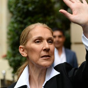 Céline Dion quitte le Royal Monceau pour préparer la cérémonie d’ouverture des Jeux Olympiques (JO 2024) à Paris, le 23 juillet 2024.

© Agence / Bestimage