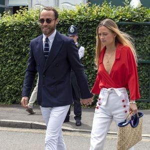 James Middleton et Alizee Thevenet arrivent pour assister à la finale homme du tournoi de Wimbledon "Novak Djokovic - Roger Federer (7/6 - 1/6 - 7/6 - 4/6 - 13/12)" à Londres, le 14 juillet 2019. Backgrid UK/ Bestimage