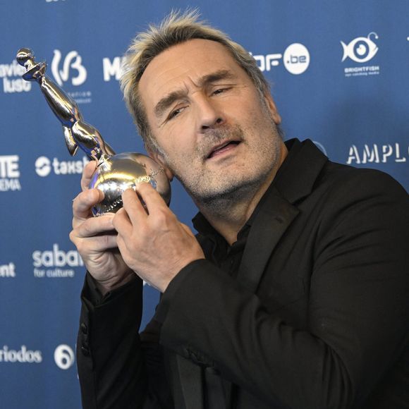 Mais aussi Gilles Lellouche.

Gilles Lellouche, Magritte d'Honneur 2025 - Les célébrités à la 14ème cérémonie des Magritte awards à Bruxelles, le 22 février 2025.  © Photonews / Bestimage