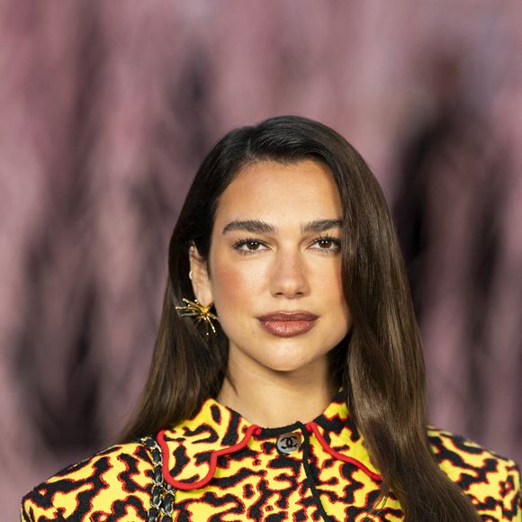 Dua Lipa assiste au défilé Chanel Haute Couture Week Spring/Summer 2026 dans le cadre de la semaine de la mode à Paris le 27 janvier 2026 à Paris, France. © Eliot Blondet/Abacapress.com