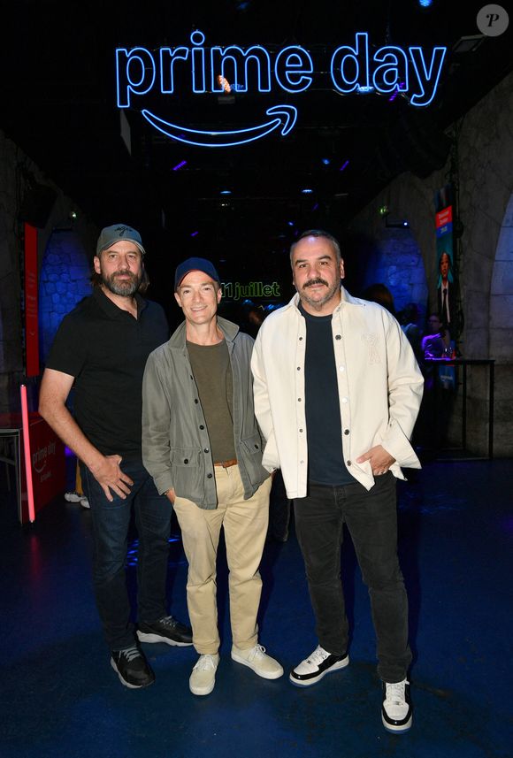 Fred Testot, Jonathan Lambert, François-Xavier Demaison - Prime d'Amazon fait sa fête foraine au Bridge Club à Paris le 25 juin 2025.  Hier soir, le Bridge Club s’est métamorphosé en fête foraine où de nombreuses personnalités se sont réunies pour célébrer Prime Day, l’événement shopping estival qui animera l’été du 8 au 11 juillet.
 © Veeren/Bestimage
