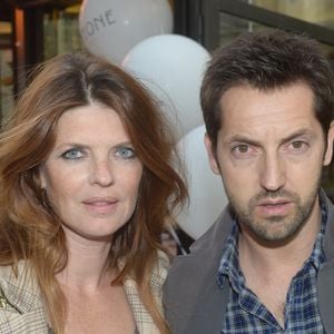 Elle évoque également son fils Gabriel, né de son union avec Frédéric Diefenthal.

 Frederic Diefenthal et sa femme Gwendoline Hamon - Soiree d'inauguration de la boutique Stone de la creatrice de bijoux Marie Poniatovski, la soeur de Sarah Lavoine a Paris, le 25 juin 2013. La boutique se trouve au 60 rue des Saint Peres.
RACHID BELLAK / BESTIMAGE