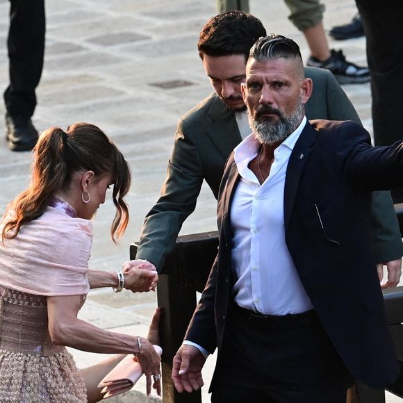 Rania Al-Abd Allah di Giordania arrivant au Campo della Madonna dell'Orto avant le mariage des Bezos, à Venise, Italie, le 26 juin 2025. Photo par SGP/SPUS/ABACAPRESS.COM