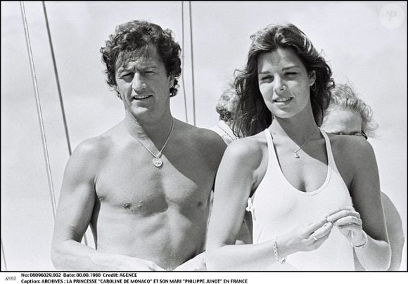 Mariés en 1978, ils se sont séparés la princesse accusant son mari d'infidélité...

La princesse Caroline de Monaco et son mari Philippe Junot