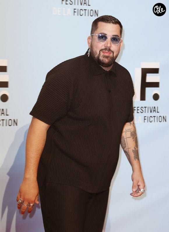 Artus (Victor-Artus Solaro) au photocall de la cérémonie de clôture de la 24ème édition du Festival de la Fiction TV de La Rochelle, France, le 17 septembre 2022. © Patrick Bernard/Bestimage