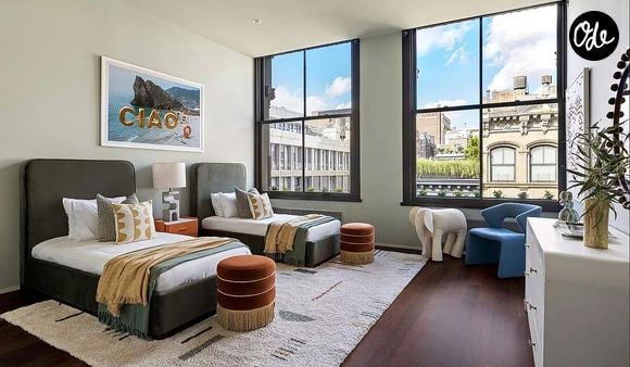 Thierry Henry, légende du football français, a mis en vente son luxueux penthouse de New York, acheté en 2010 au moment de sa signature aux Red Bulls, contre 25 millions de dollars (22 millions d'euros). © Sotheby's via Bestimage