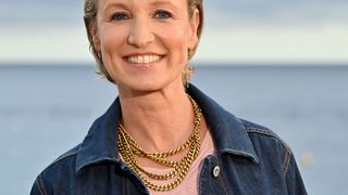 Cette maison d'Alexandra Lamy située dans ce village de 3000 habitants et qui sert de refuge à toute sa famille