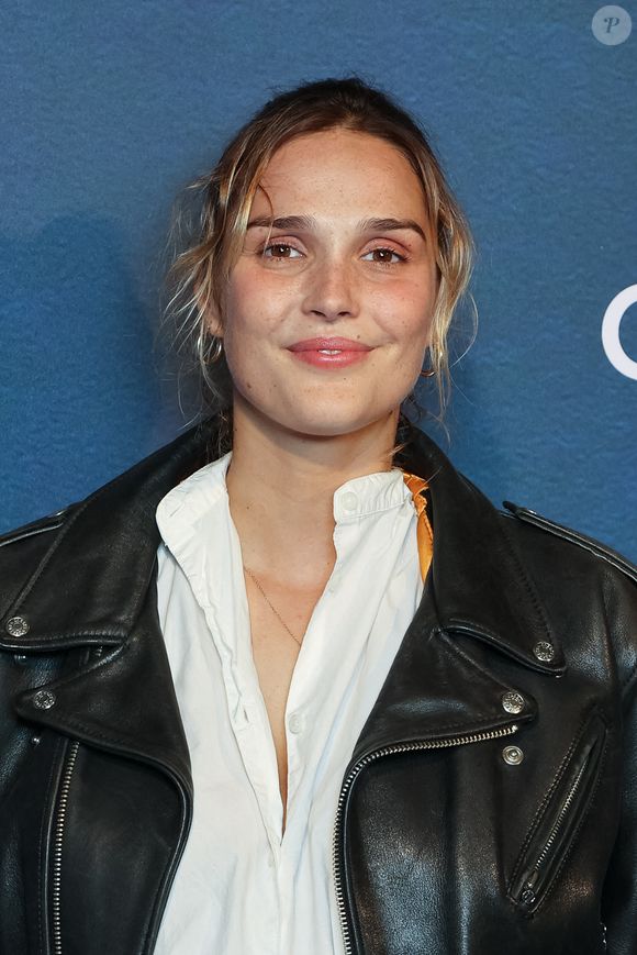 Camille Lou assiste à la première de la série 'Les Combattantes' au Cinéma Gaumont Marignan le 06 septembre 2022 à Paris, France. Photo by Nasser Berzane/ABACAPRESS.COM
