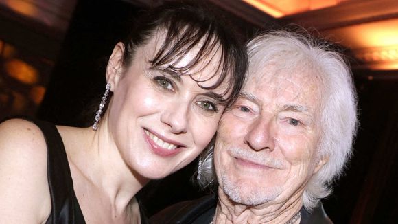 Hugues Aufray a rénové une vieille bâtisse inhabitée depuis 1944 avec Murielle : "C'était une forêt vierge lorsque je suis arrivé"