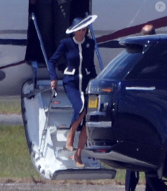 Le prince William et son épouse Kate Middleton à l'aéroport de Glasgow en Écosse, le 22 mai 2025.  Backgrid UK/ Bestimage