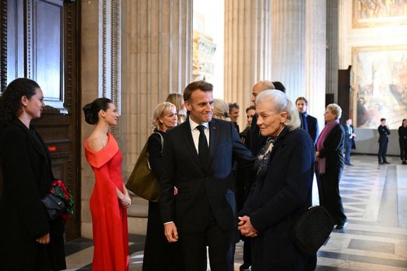 Élisabeth Badinter lors de la cérémonie de panthéonisation de Robert Badinter , ancien ministre de la Justice et président du Conseil constitutionnel , à Paris le 9 octobre 2025, date anniversaire de la promulgation de la loi portant abolition de la peine de mort © Eliot Blondet/Pool/Bestimage
