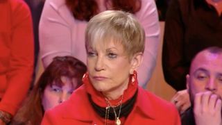 "Je viens de le perdre à 27 ans, je l'adorais" : 9 mois après son mari, Isabelle Morini Bosc annonce qu'un autre membre de sa famille s'en est allé