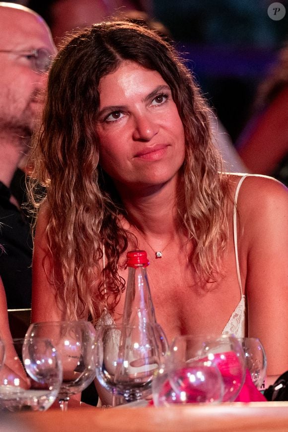 Isabelle Funaro lors de la première édition du "Do You Comedy" à la Citadelle de Saint-Tropez, Côte d'Azur, France, le 29 juin 2025. © Cyril Moreau/Bestimage