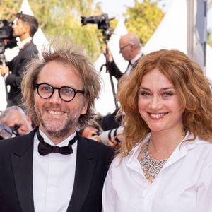 Après un séjour aux États-Unis, ils ont choisi de revenir vivre en France.

Florian Zeller et sa femme Marine Delterme - Montée des marches du film " Triangle of Sadness (Sans filtre) " lors du 75ème Festival International du Film de Cannes. Le 21 mai 2022 © Olivier Borde / Bestimage