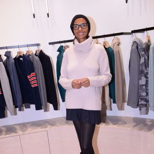 Exclusif - Karine Le Marchand lors de l'inauguration de la boutique flagship "Kujten" (marque française spécialisée dans le cachemire), située avenue Victor Hugo à Paris, le 27 novembre 2019. © Rachid Bellak/Bestimage