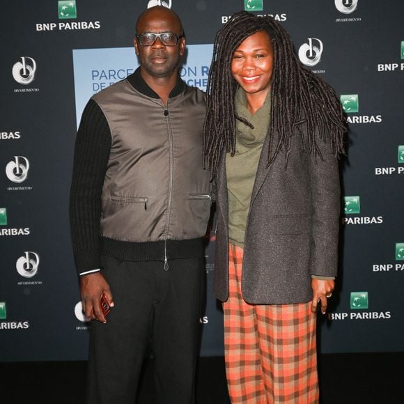 Lilian Thuram et sa femme Kareen Guiock - Première du film "Divertimento" au cinéma Le Grand Rex à Paris le 16 janvier 2023. © Coadic Guirec/Bestimage