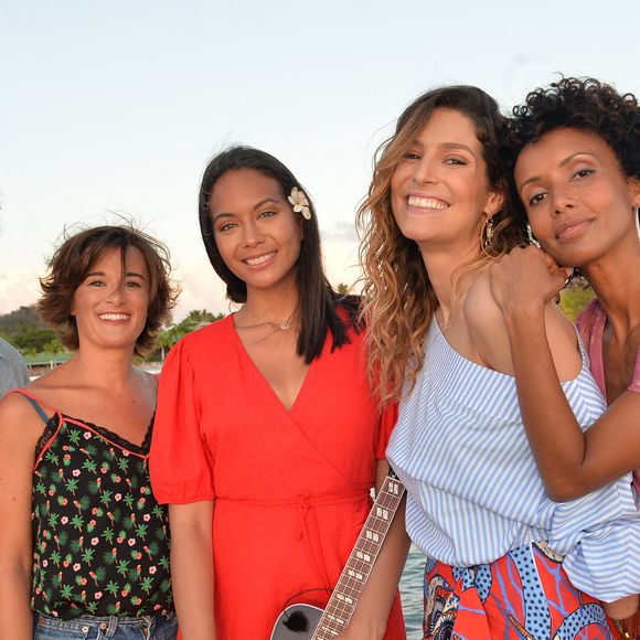 Exclusif - Julien Béramis, Béatrice de La Boulaye, Vaimalama Chavez, Laury Thilleman et Sonia Rolland - Jour 2 - Backstage - Enregistrement de l'émission "Tous en Martinique, coeur d'Outremer" au Club Med Les Boucaniers, qui sera diffusée le 11 novembre à 21h05 sur France 3. Le 29 mai 2021
© Veeren / Bestimage