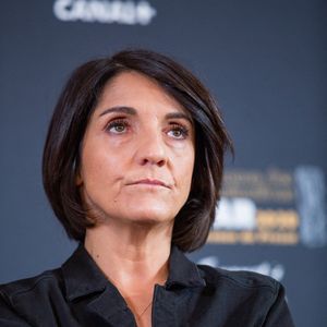 Aujourd'hui, elle s'inquiète pour sa fille et le monde dans lequel elle vit

Florence Foresti lors de la conférence de presse consacrée à la 45e cérémonie des César 2020, qui s'est tenue au restaurant Fouquet's à Paris, en France, le 28 janvier 2020. Photo de Nasser Berzane/ABACAPRESS.COM