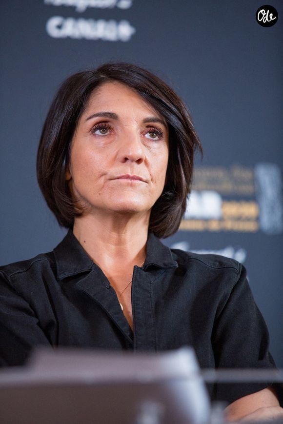 Aujourd'hui, elle s'inquiète pour sa fille et le monde dans lequel elle vit

Florence Foresti lors de la conférence de presse consacrée à la 45e cérémonie des César 2020, qui s'est tenue au restaurant Fouquet's à Paris, en France, le 28 janvier 2020. Photo de Nasser Berzane/ABACAPRESS.COM