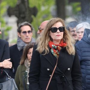 Sylvie Tellier, Valérie Trierweiler, le professeur François Rollin - Obsèques d'Isabelle Mergault à la Coupole du Père-Lachaise à Paris le 30 mars 2026. © Cyril Moreau - Dominique Jacovides / Bestimage