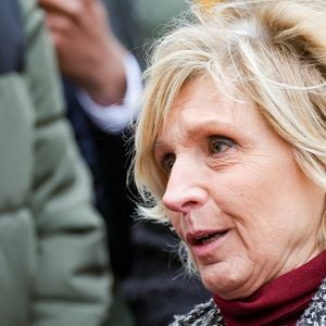 Evelyne Dhéliat - Sortie des obsèques de Catherine Laborde en l’église Saint-Roch à Paris, le 6 février 2025. Décédée le 28 janvier 2025 à l'âge de 73 ans, l'ancienne présentatrice météo de TF1 (1988 - 2017) était atteinte de la maladie neurodégénérative à corps de Lewy. 
© Jacovides - Moreau / Bestimage