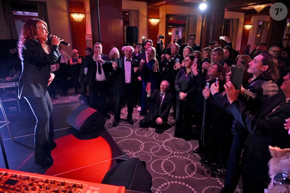 Julie Pietri durant le dîner au profit de l'association Enfant Star & Match à l'hôtel Majestic à Cannes le 1er février 2025.  © Bruno Bebert/Bestimage