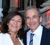 Entourée d’hommes dans sa vie personnelle, elle a voulu valoriser la place des femmes dans son agence.


La famille Kretz : "L'Agence" sur TMC : Olivier et Sandrine Kretz - Soirée de gala des 50 ans de la Fondation Claude Pompidou à l'Hôtel Marcel Dassault à Paris le 12 avril 2022.
Rachid Bellak / LMS / Bestimage