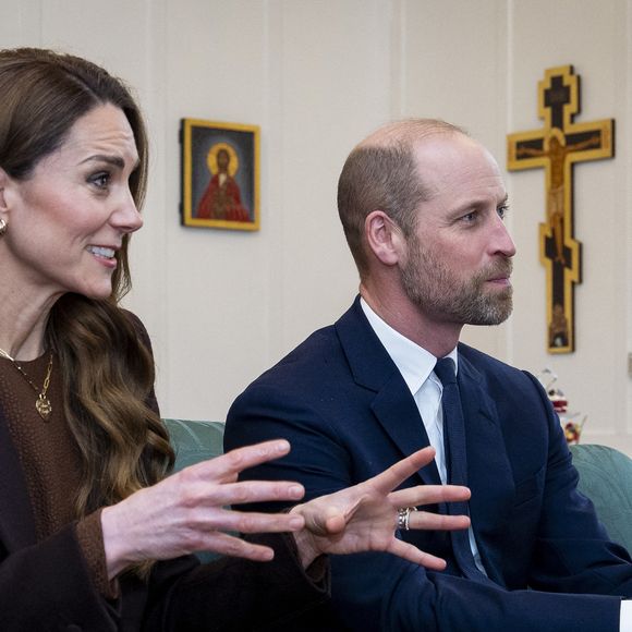 Courchevel est une station chère au couple, qu’ils fréquentent régulièrement depuis leurs débuts.

Le prince William, prince de Galles, Catherine Kate Middleton, princesse de Galles, assistent à une audience avec l'archevêque de Cantorbéry, Dame Sarah Mullally, dans le bureau de l'archevêque au palais de Lambeth, à Londres le 5 février 2026. © Aaron Chown/WPA-Pool/Julien Burton via Bestimage