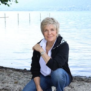 Véronique Jannot pose lors de la 4ème édition du festival cinéma français et gastronomie d'Aix-les-Bains, le 4 juin 2025.
Photo par Denis Guignebourg / Bestimage