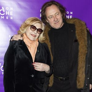 Nicoletta avec son mari Jean-Christophe Molinier - Photocall du Gala de la Fondation Recherche Alzheimer placée sous le signe de l’émotion et du partage avec un concert unique sur le thème "2 générations chantent pour la 3ème" à l’Olympia à Paris le 17 mars 2025. © Olivier Borde - Bertrand Rindoff/Bestimage