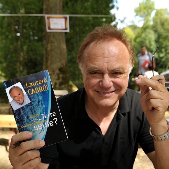 Laurent Cabrol au 13ème 'Foret Des Livres' à Chanceaux-Pres-Loches, France le 31 août 2008. Photo by Giancarlo Gorassini/ABACAPRESS.COM