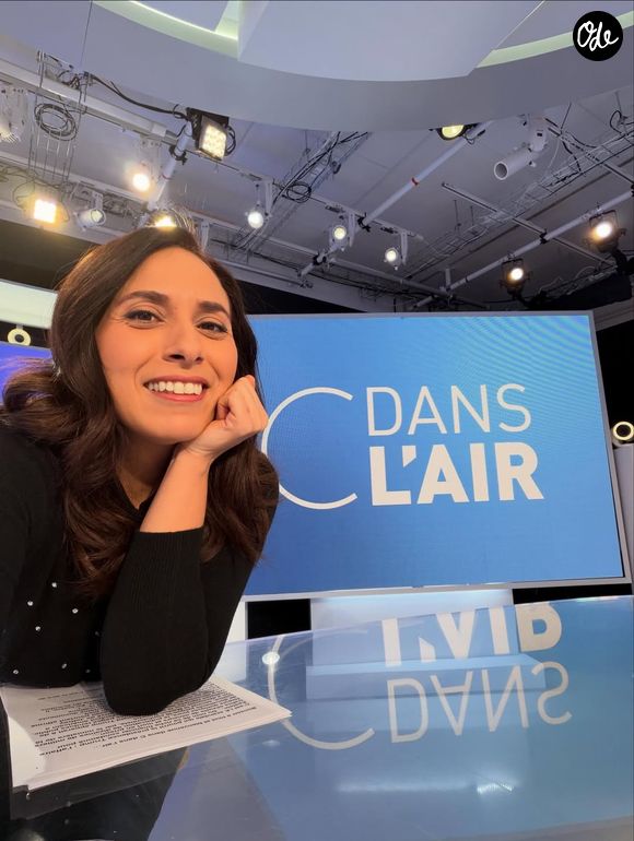 Salhia Brakhlia connaît bien l'émission puisqu'elle avait déjà intégré l'équipe de Quotidien entre 2018 et 2021.

Capture d'écran du compte Instagram de Salhia Brakhlia