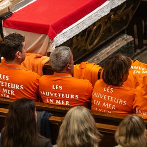 Exclusif - Obsèques de Patrice de Colmont, propriétaire du Club 55, en l'Eglise de Saint-Tropez, le 20 octobre 2025. 
© Florian Escoffier / Nice Matin / Bestimage