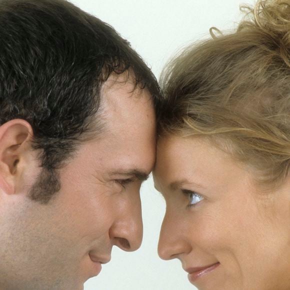Archives -  Jean Dujardin et Alexandra Lamy dans la série "Un gars, une fille" le 31 janvier 2002.

© Bestimage