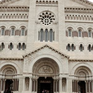 Illustration lors des obsèques de Didier Guillaume (ancien ministre de l'Agriculture entre 2018 et 2020 et ancien Ministre d'Etat de Monaco 2024–2025)  en la cathédrale Notre-Dame-Immaculée de Monaco le 23 janvier 2025. 

© Cyril Dodergny / Nice Matin / Bestimage