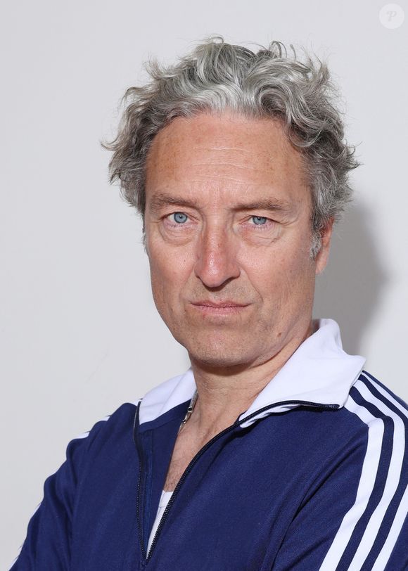 Exclusif - Rendez-vous avec Benjamin Baroche ("Ici Tout Commence") en marge du 8ème festival CanneSeries à Cannes, le 28 avril 2025, pour la nouvelle série "Rien ne t'efface" (TF1). 
© Denis Guignebourg / Bestimage