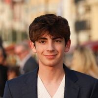 Léon Hesby, fils de Patrick Bruel, franchit un nouveau cap dans sa carrière ! Sa mère Amanda Sthers aux premières loges