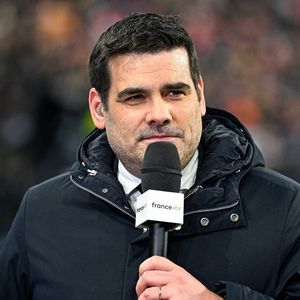 Matthieu Lartot commente les coupes budgétaires chez France TV

Matthieu Lartot sur le plateau TV de France Télévisions lors du match de rugby XV de France VS Ecosse au Stade de France à Paris, France. Photo by Victor Joly/ABACAPRESS.COM