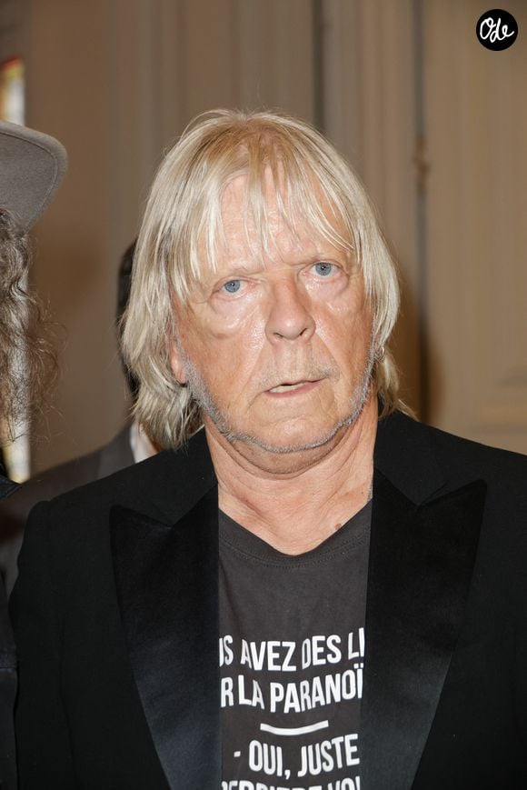 Exclusif - Le chanteur Renaud (Renaud Séchan) - Vernissage de l'exposition "Renaud, Des mots et des images" qui se tiendra jusqu'au 14 septembre à la Mairie du 13ème à Paris. © Coadic Guirec/Bestimage